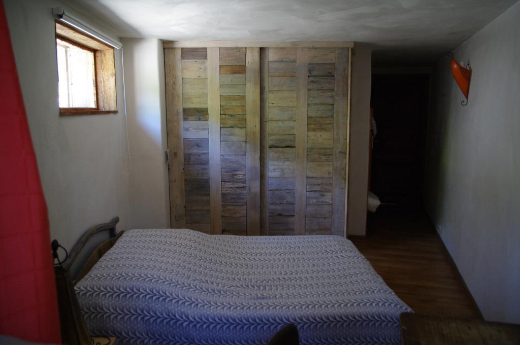 Appartement Dans Chalet De Montagne Bozel Cameră foto