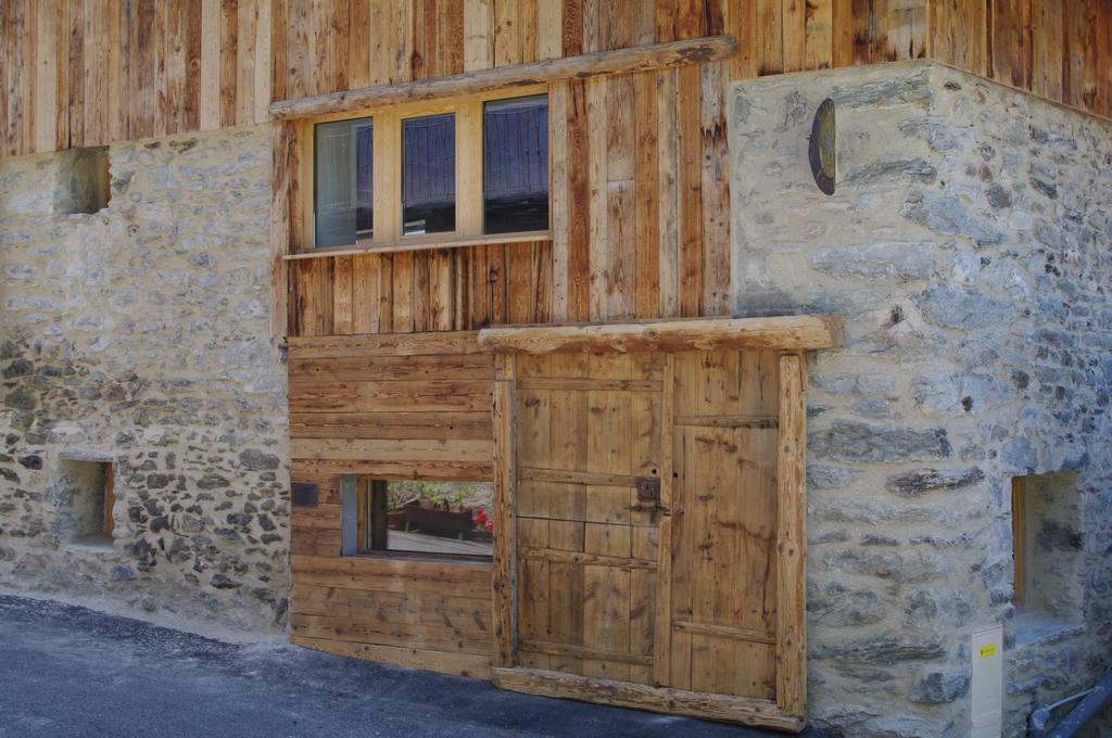 Appartement Dans Chalet De Montagne Bozel Cameră foto