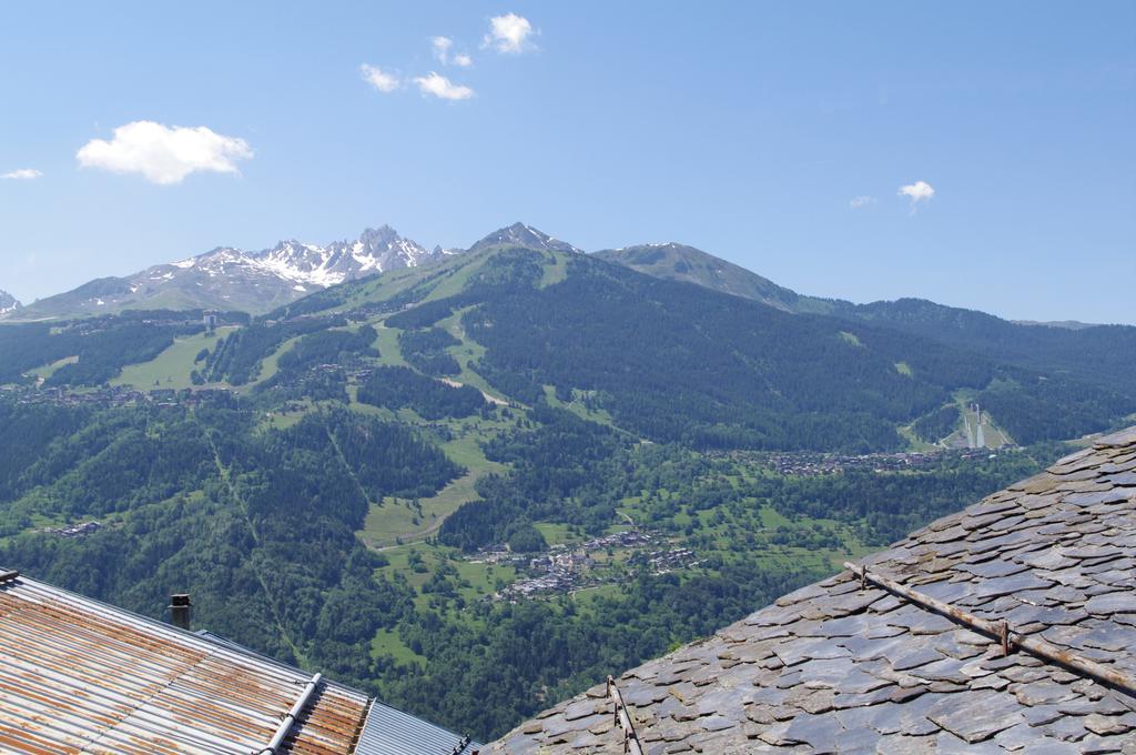 Appartement Dans Chalet De Montagne Bozel Cameră foto