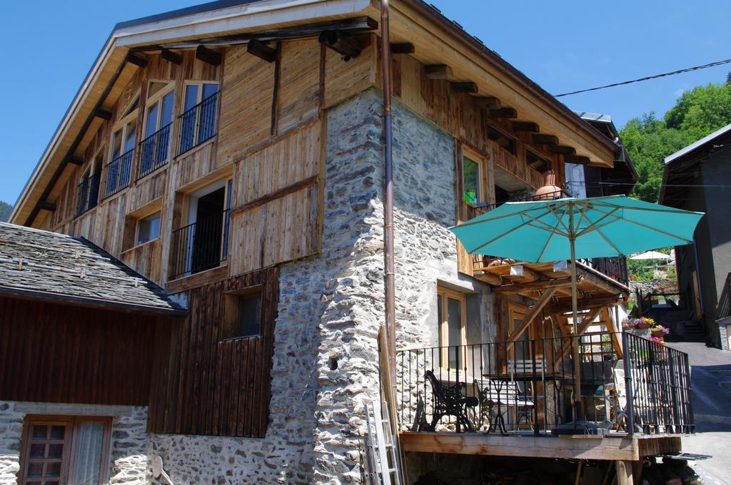 Appartement Dans Chalet De Montagne Bozel Cameră foto